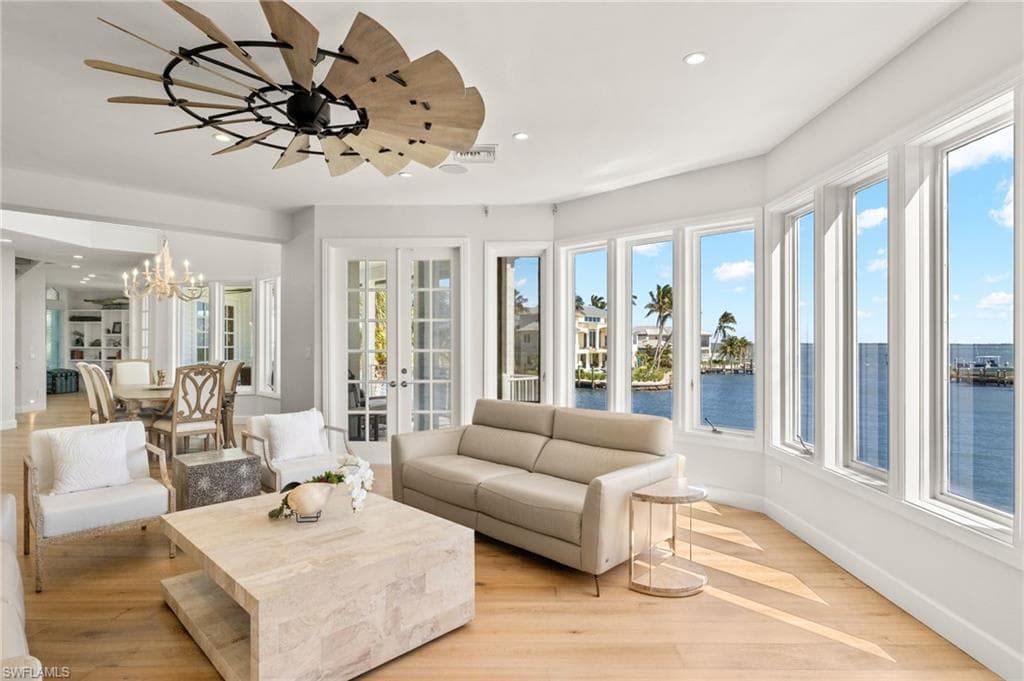1490 Angel DR, SANIBEL FL 33957-6