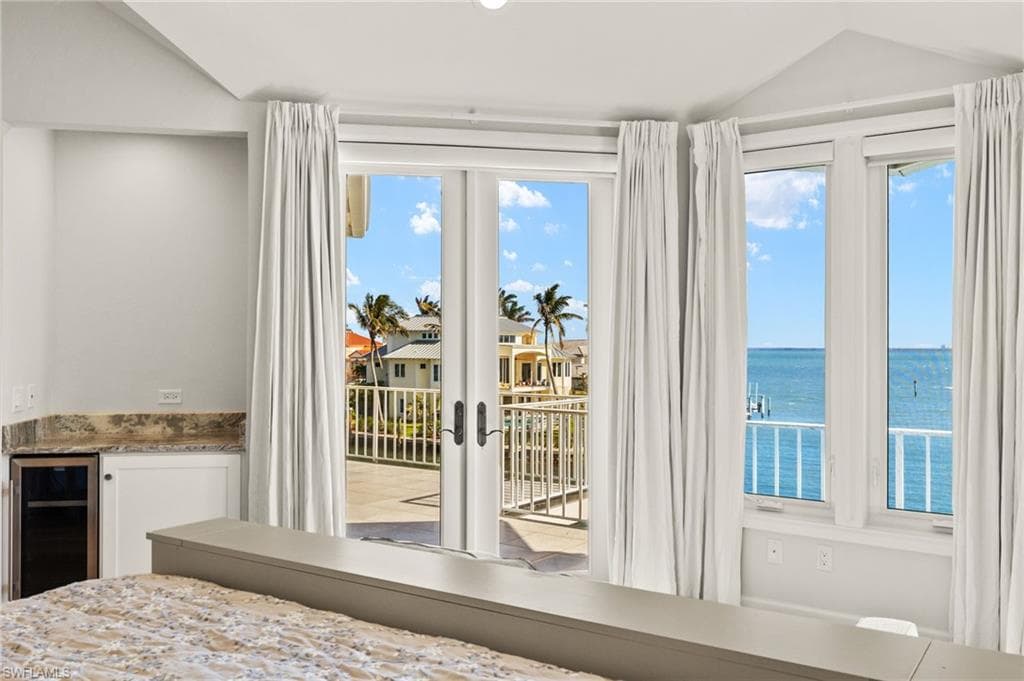 1490 Angel DR, SANIBEL FL 33957-27