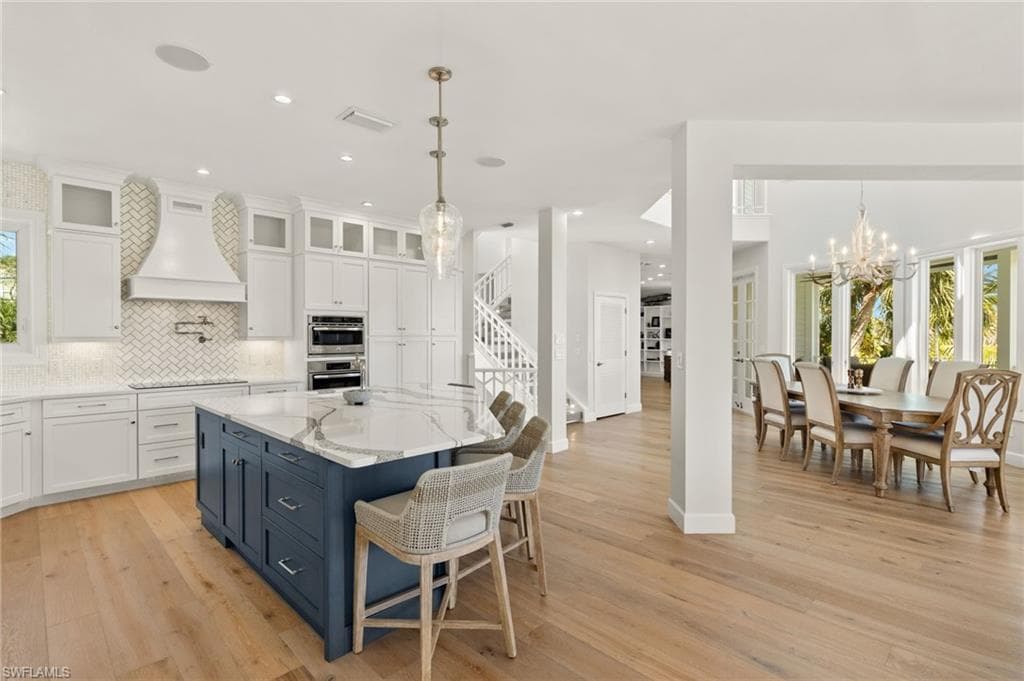 1490 Angel DR, SANIBEL FL 33957-13