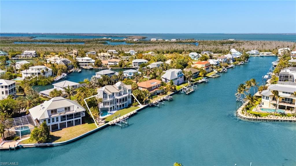 1490 Angel DR, SANIBEL FL 33957-49