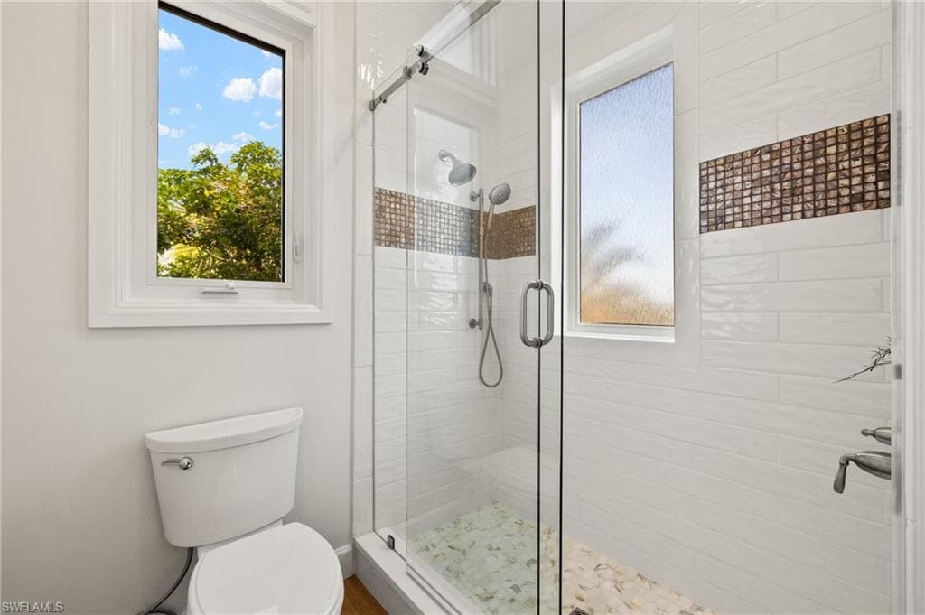 1490 Angel DR, SANIBEL FL 33957-36