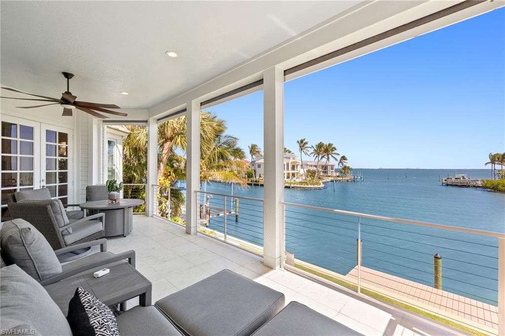 1490 Angel DR, SANIBEL FL 33957-18