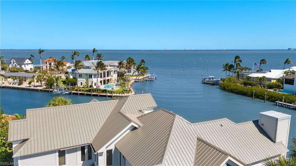 1490 Angel DR, SANIBEL FL 33957-43