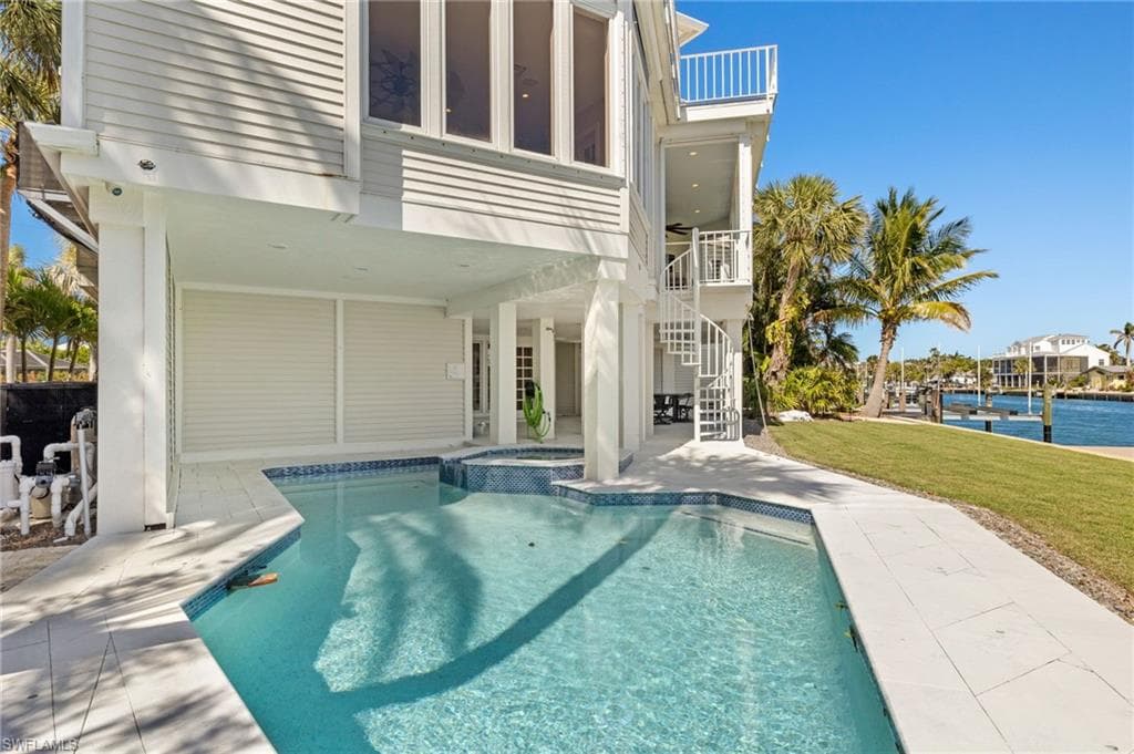1490 Angel DR, SANIBEL FL 33957-39