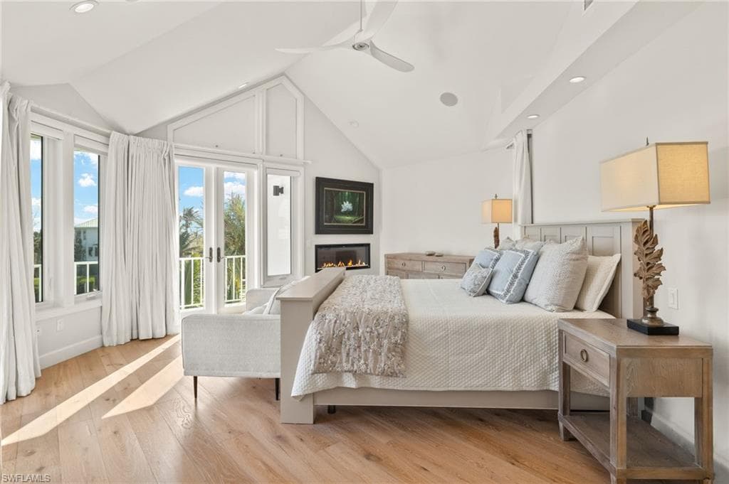 1490 Angel DR, SANIBEL FL 33957-24