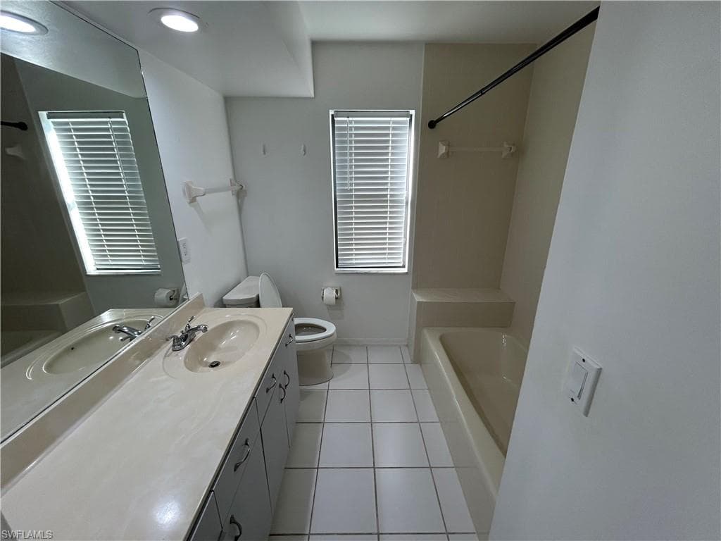 7741 Twin Eagle LN, FORT MYERS FL 33912-12