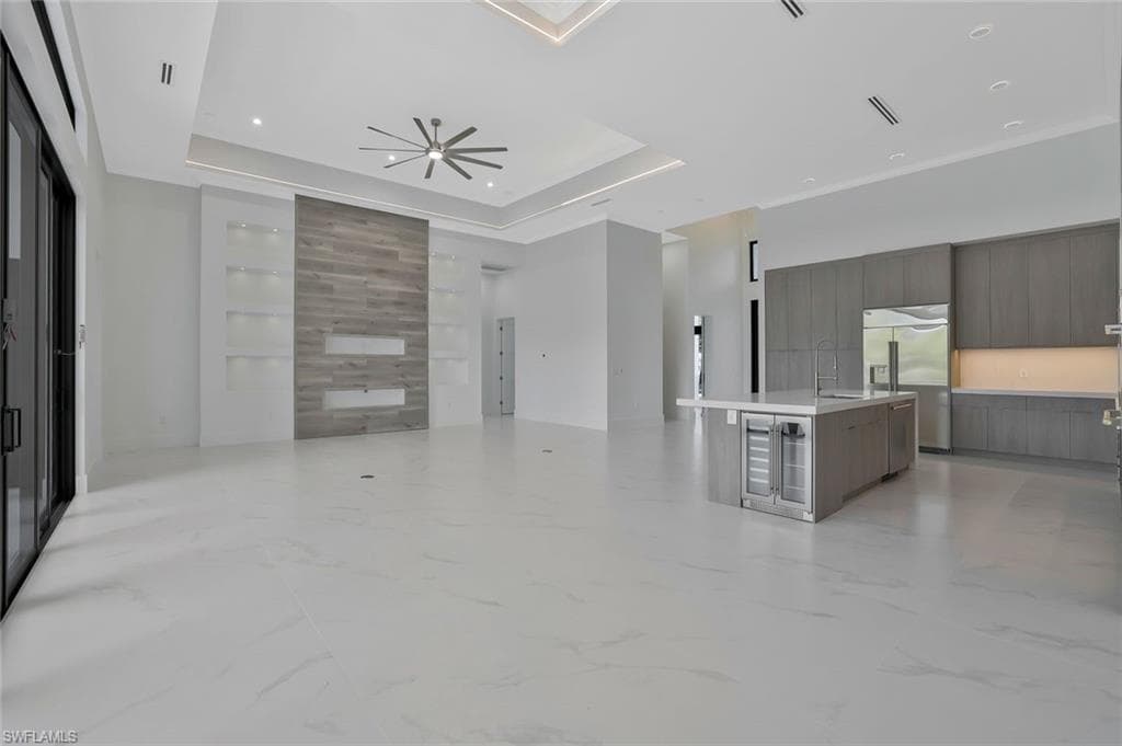 1317 Cypress Woods DR, NAPLES FL 34103-2