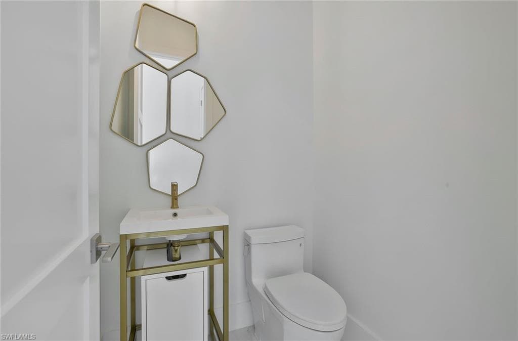 1317 Cypress Woods DR, NAPLES FL 34103-13