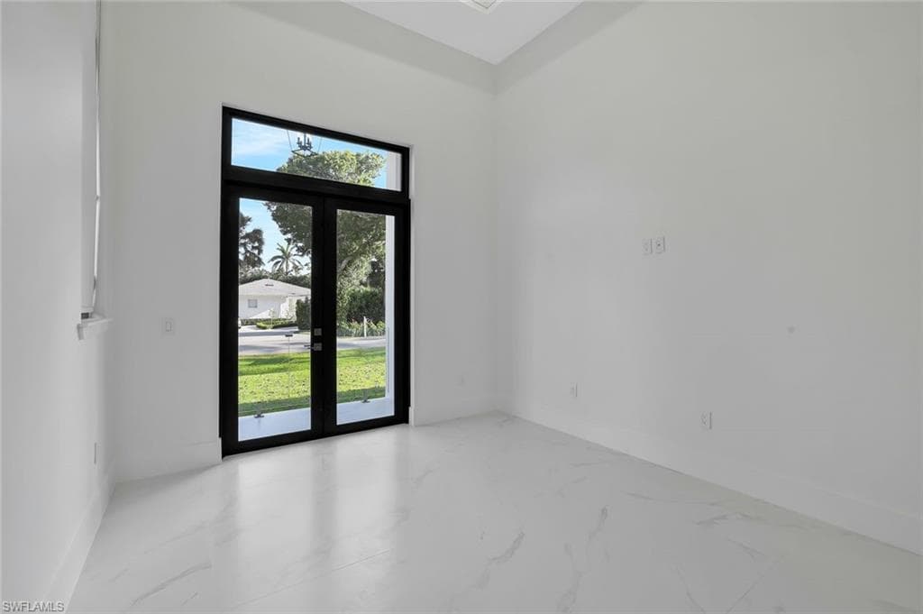 1317 Cypress Woods DR, NAPLES FL 34103-14