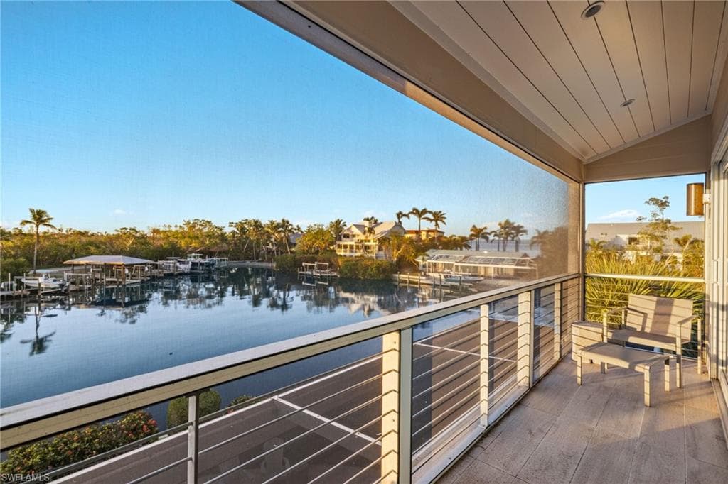 1290 Bay DR, SANIBEL FL 33957-26