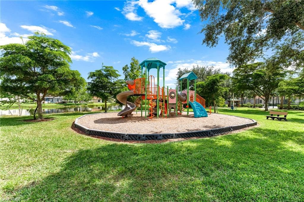 15489 Laguna Hills DR, FORT MYERS FL 33908-45