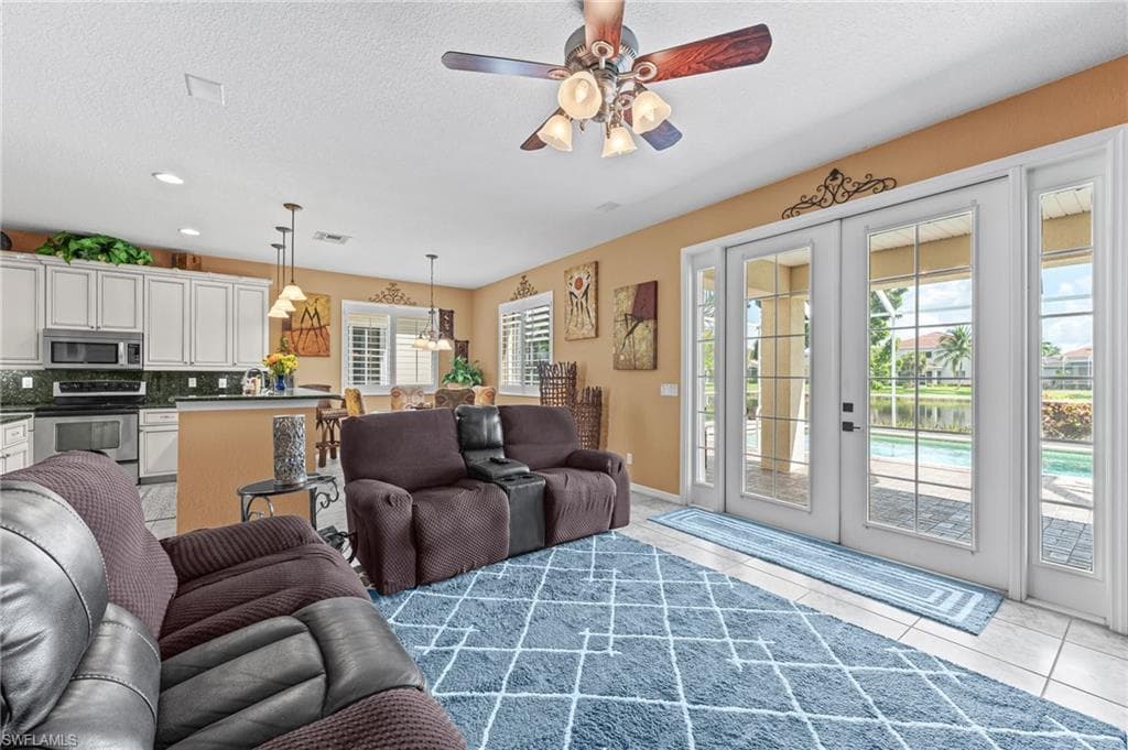 15489 Laguna Hills DR, FORT MYERS FL 33908-12