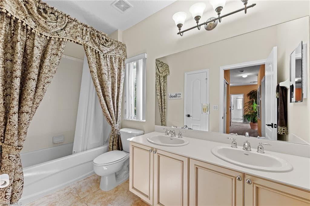 15489 Laguna Hills DR, FORT MYERS FL 33908-29