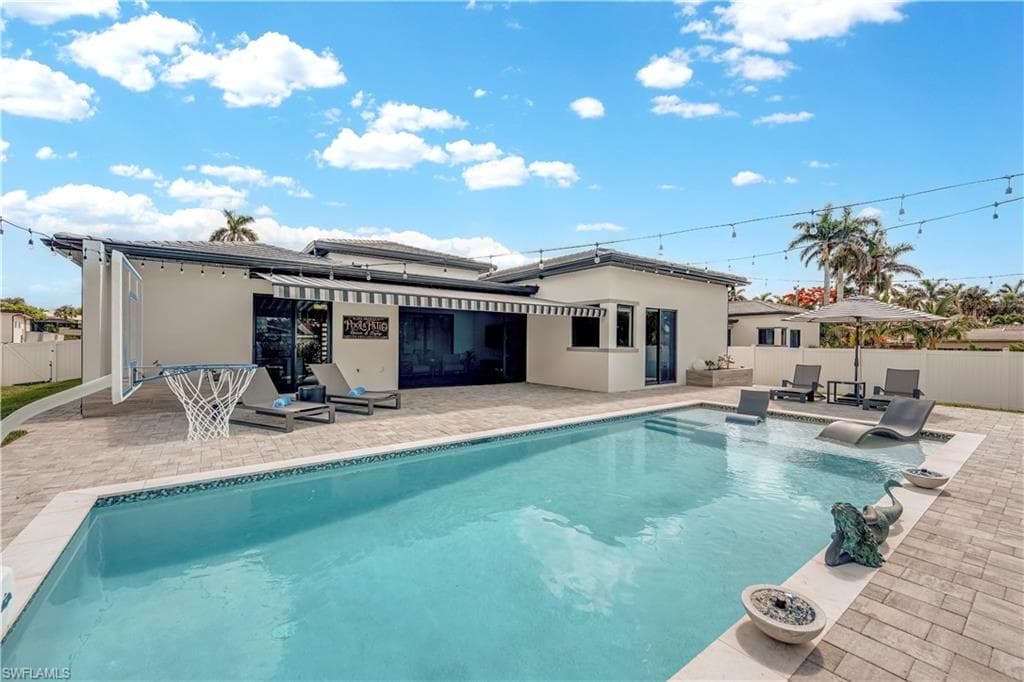 1324 Longwood DR, FORT MYERS FL 33919-45