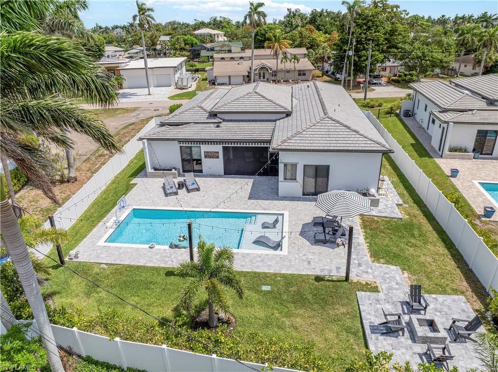1324 Longwood DR, FORT MYERS FL 33919-6