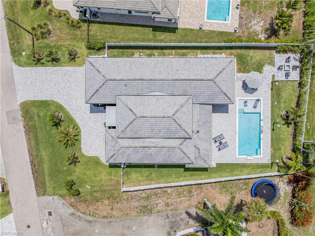 1324 Longwood DR, FORT MYERS FL 33919-4