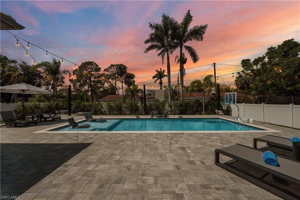 1324 Longwood DR, FORT MYERS FL 33919-9