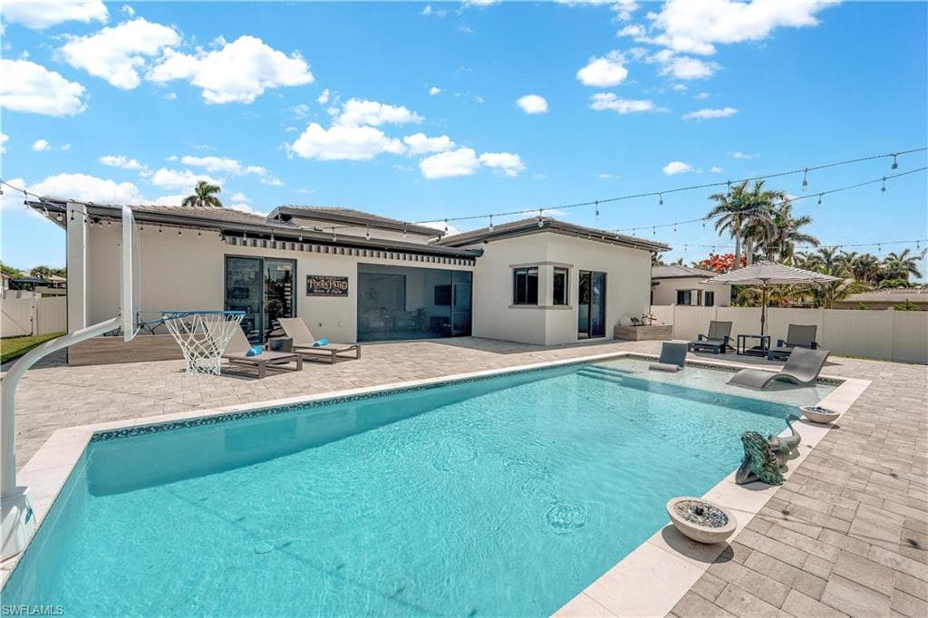 1324 Longwood DR, FORT MYERS FL 33919-47