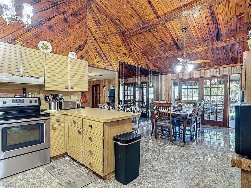 4419 Loblolly Bay RD-12