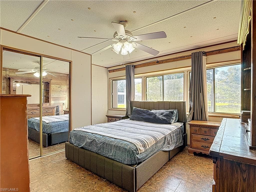 4419 Loblolly Bay RD-28