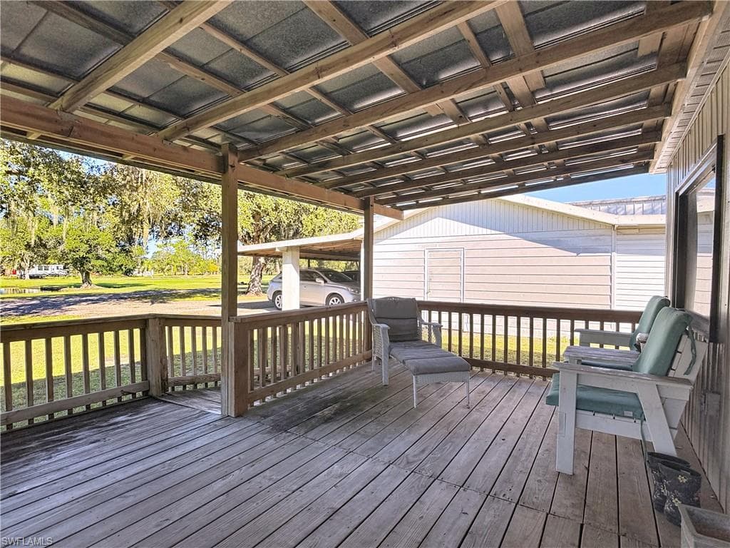 4419 Loblolly Bay RD-34