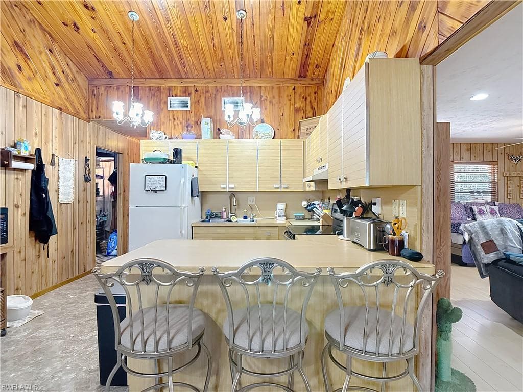 4419 Loblolly Bay RD-10