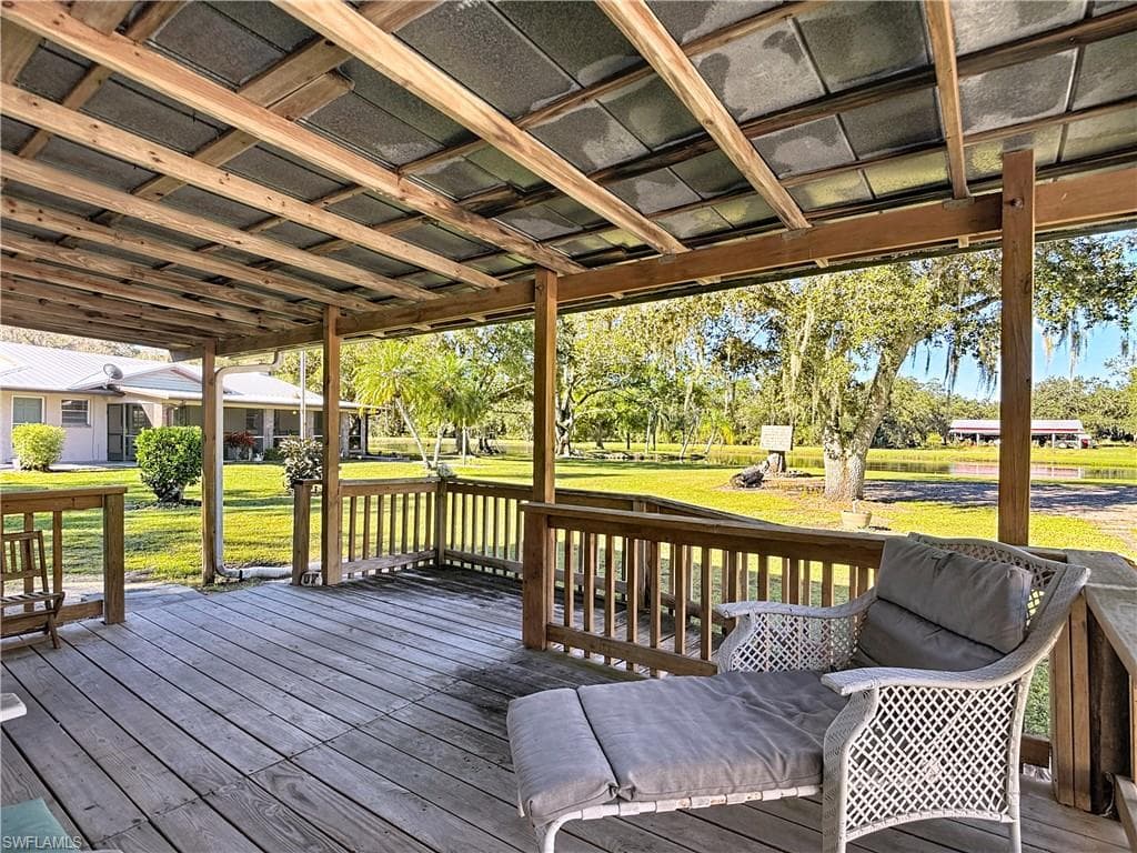 4419 Loblolly Bay RD-33