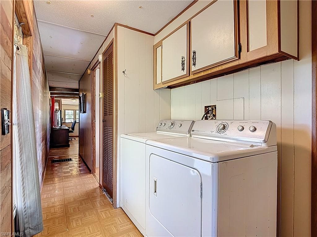 4419 Loblolly Bay RD-31