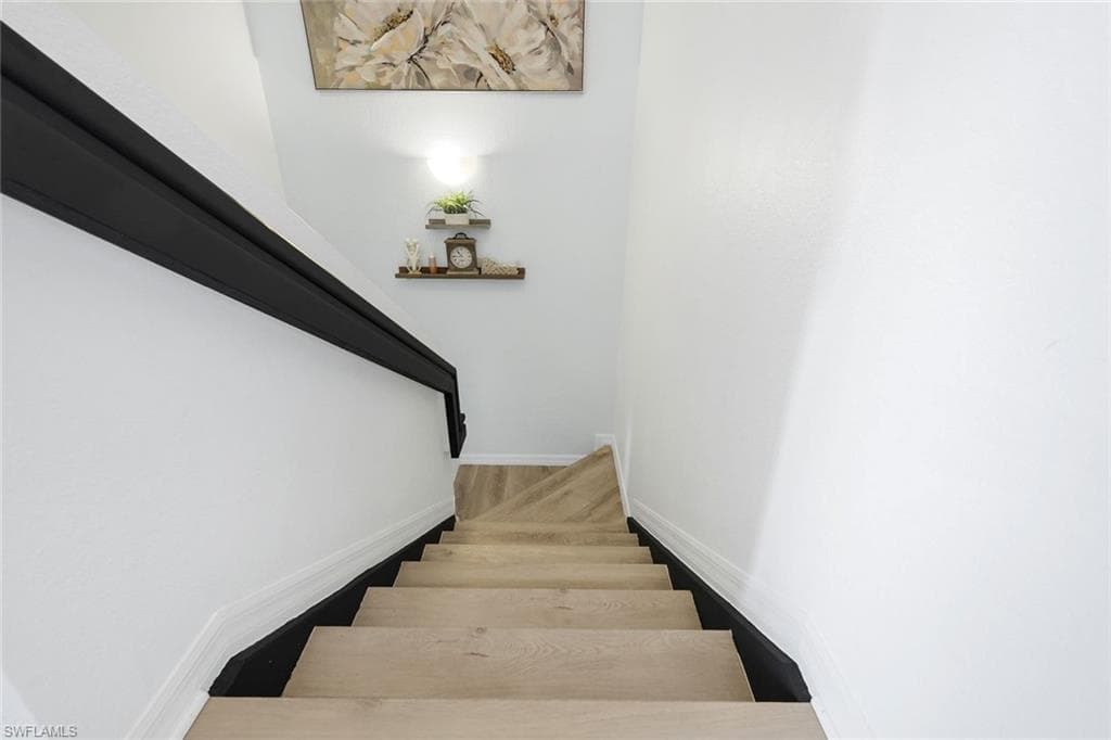 15239 Summit Place CIR # 246, NAPLES FL 34119-32