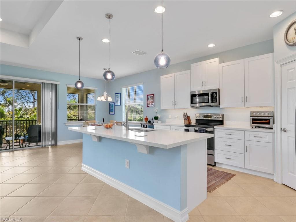 8753 Banyan Bay BLVD, FORT MYERS FL 33908-2