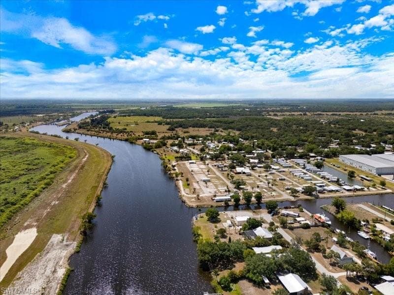 1038 Canopy LN, MOORE HAVEN FL 33471-20