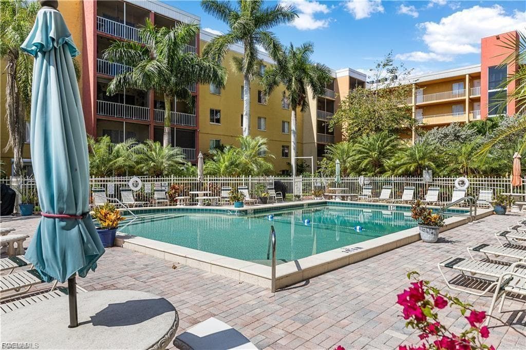 2366 E Mall DR # 521, FORT MYERS FL 33901-27