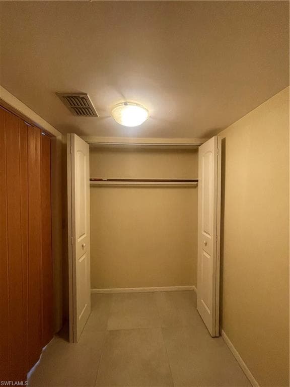 2366 E Mall DR # 521, FORT MYERS FL 33901-17