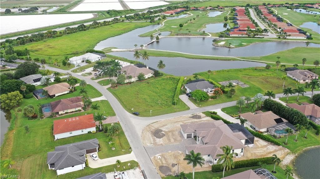 18018 Royal Hammock BLVD, NAPLES FL 34114-1