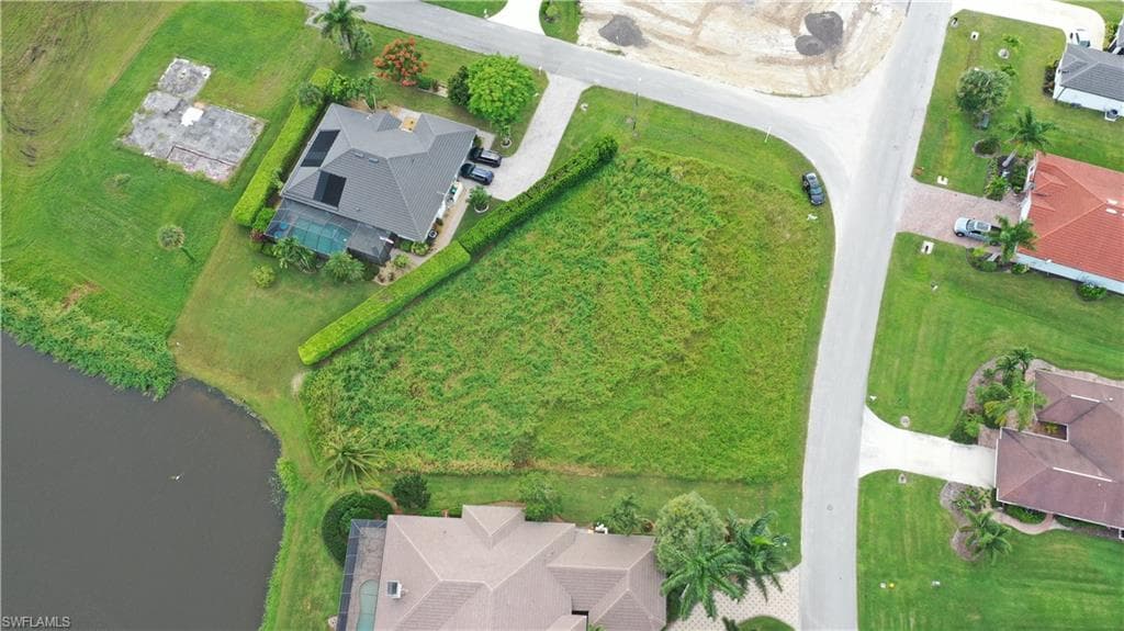 18018 Royal Hammock BLVD, NAPLES FL 34114-5