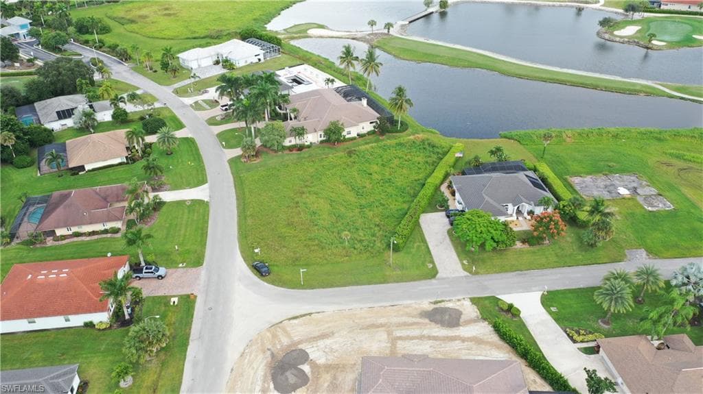 18018 Royal Hammock BLVD, NAPLES FL 34114-2