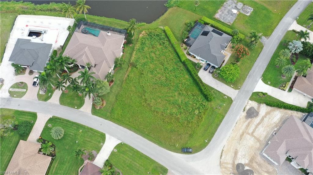 18018 Royal Hammock BLVD, NAPLES FL 34114-18