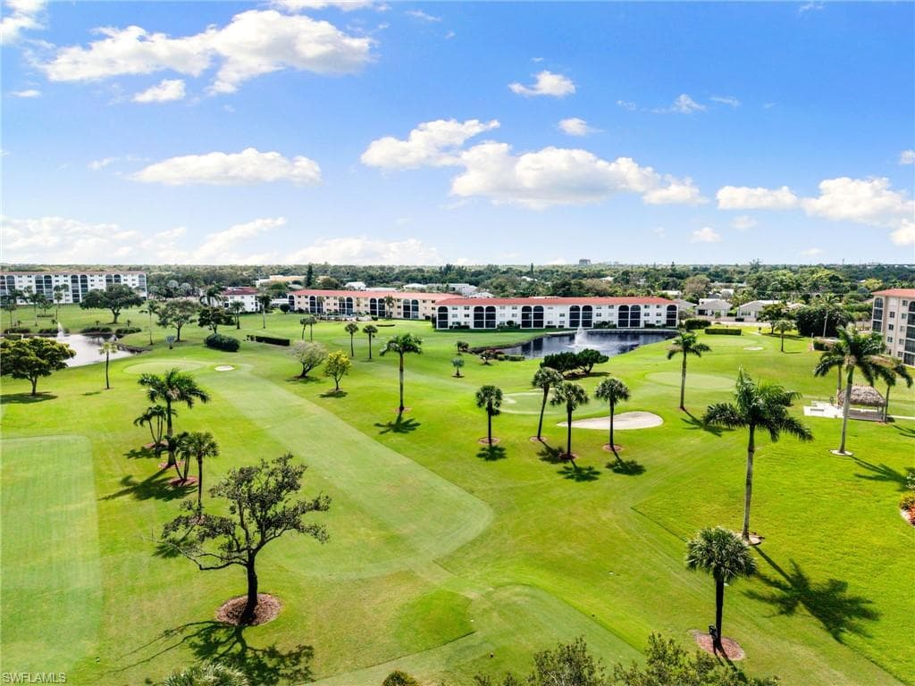 5 High Point CIR W # 307, NAPLES FL 34103-22