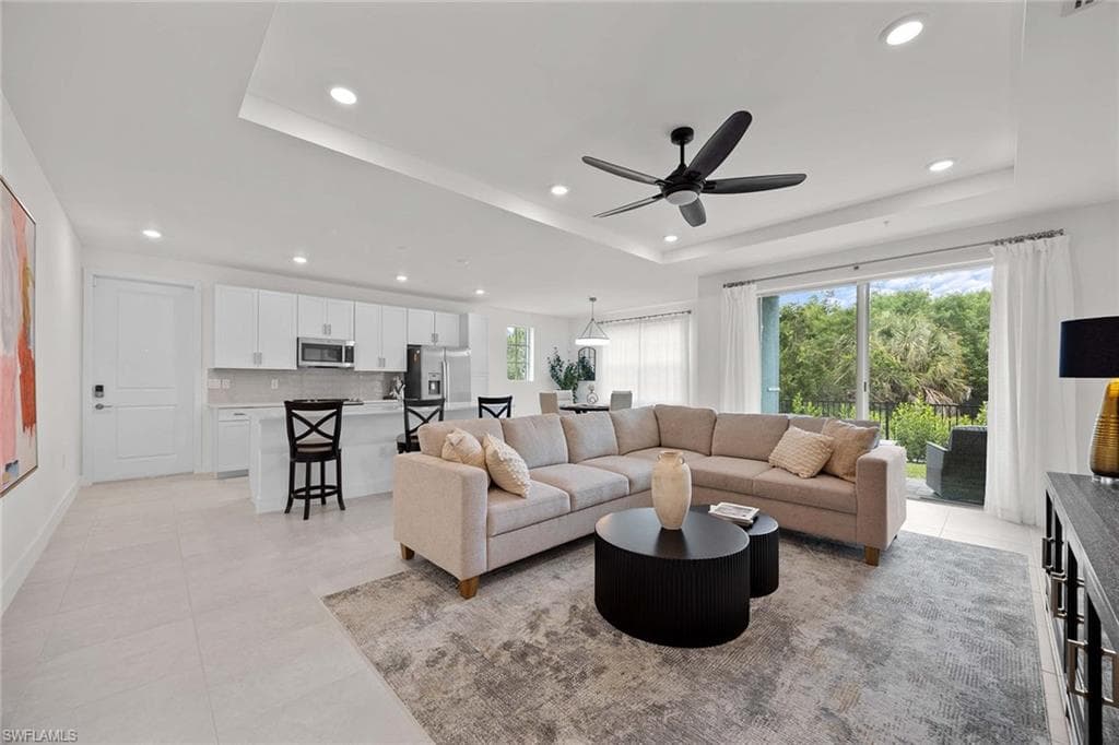 26400 Coco Cay CIR # 101, BONITA SPRINGS FL 34135-1