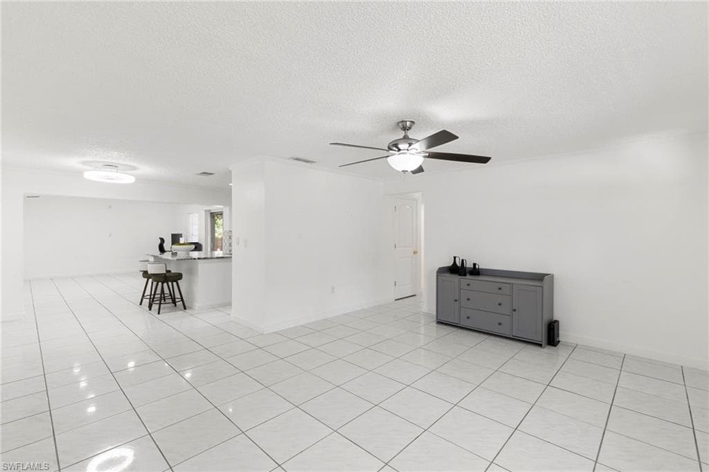 4220 Pearl Harbor DR, NAPLES FL 34112-4