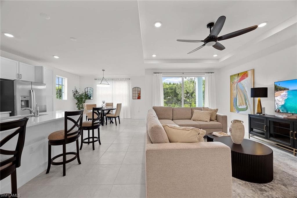 26400 Coco Cay CIR # 101, BONITA SPRINGS FL 34135-1