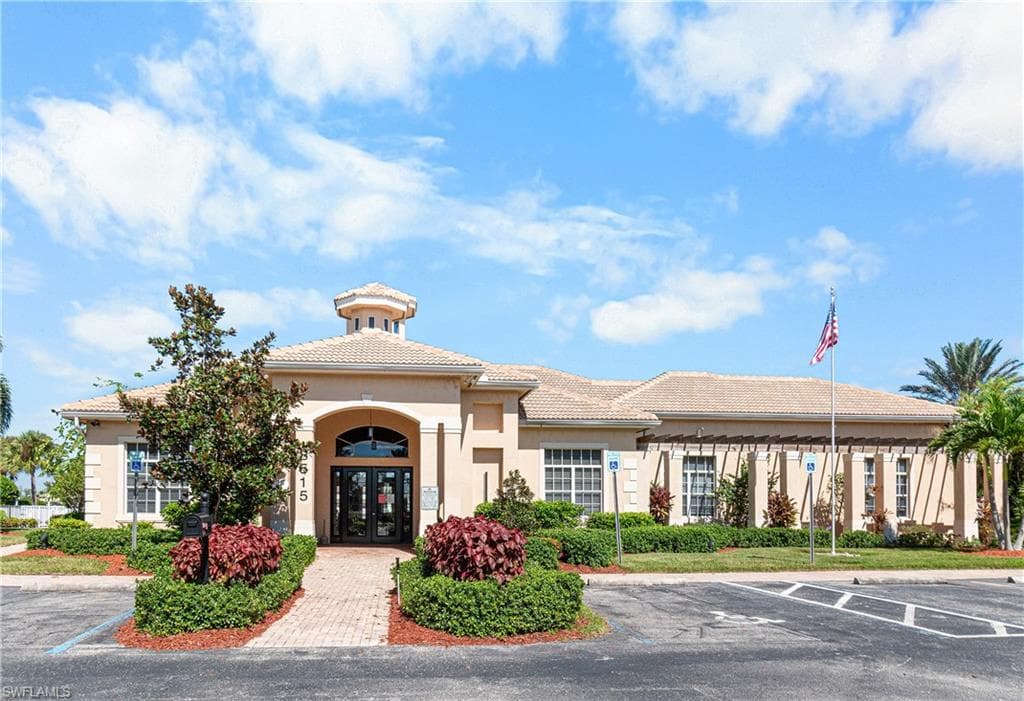 11656 Eros RD, LEHIGH ACRES FL 33971-43