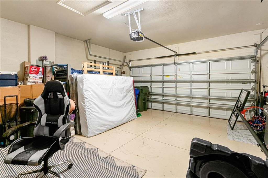 11656 Eros RD, LEHIGH ACRES FL 33971-38