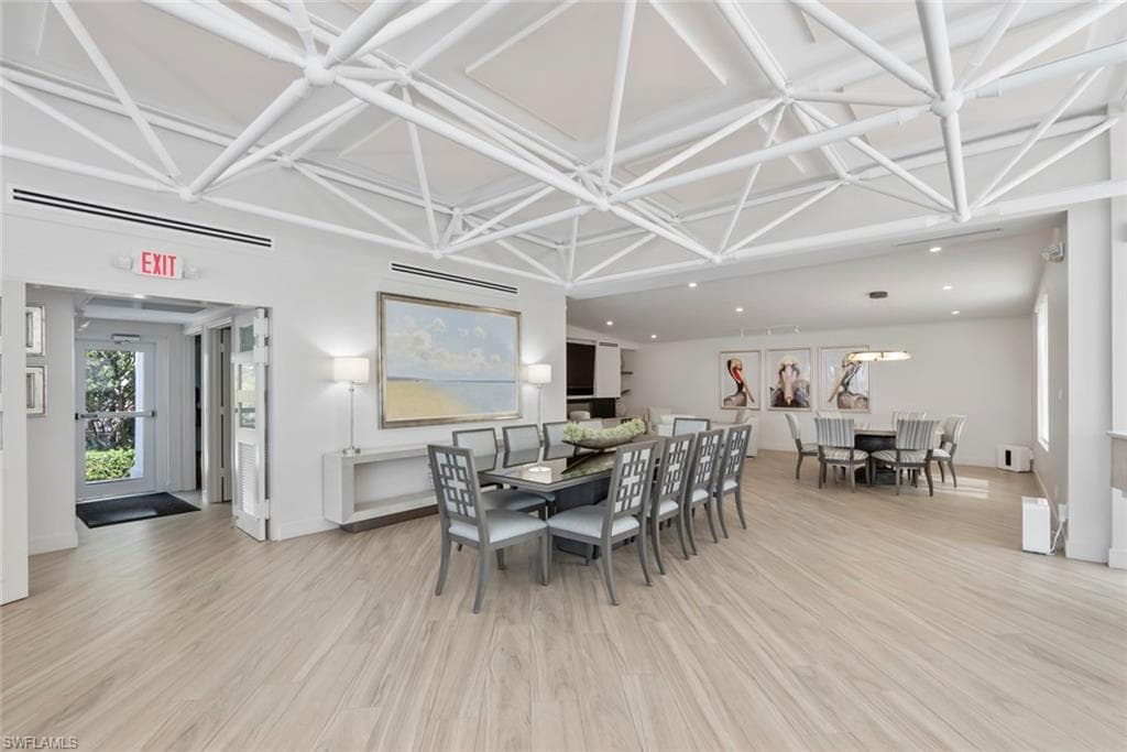 4251 Gulf Shore BLVD N # 10B, NAPLES FL 34103-26