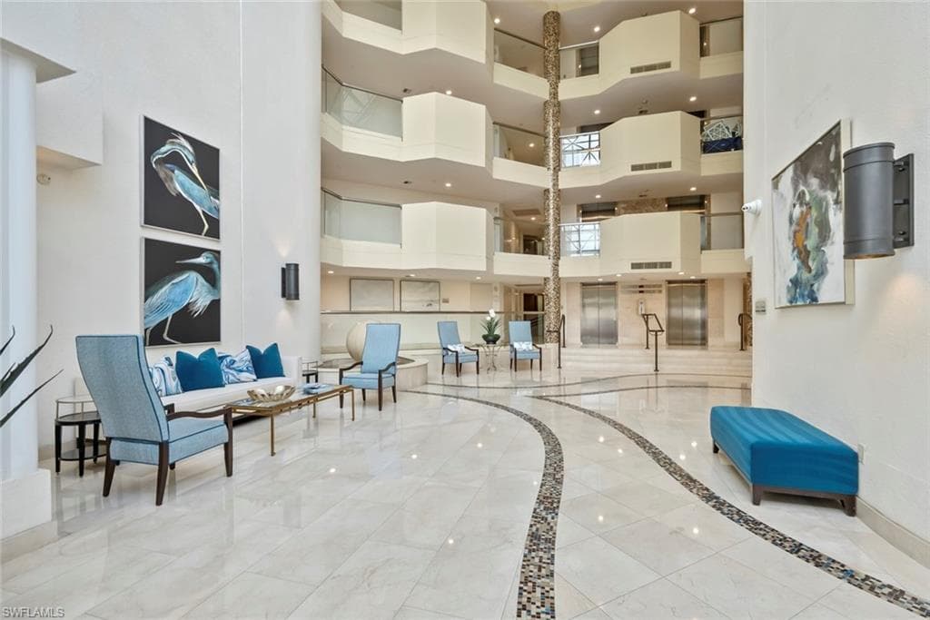 4251 Gulf Shore BLVD N # 10B, NAPLES FL 34103-23