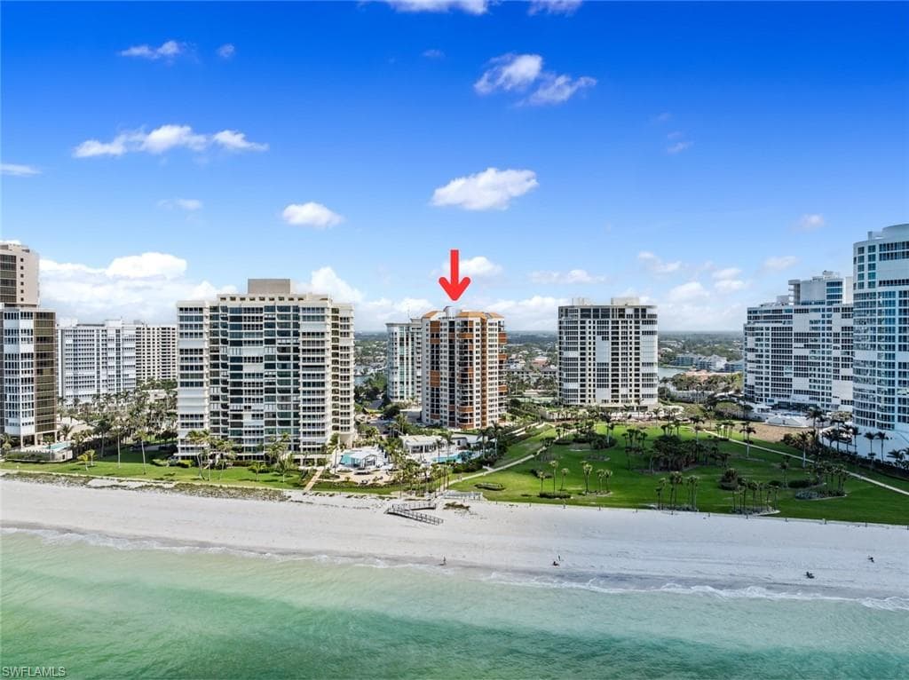 4251 Gulf Shore BLVD N # 10B, NAPLES FL 34103-33