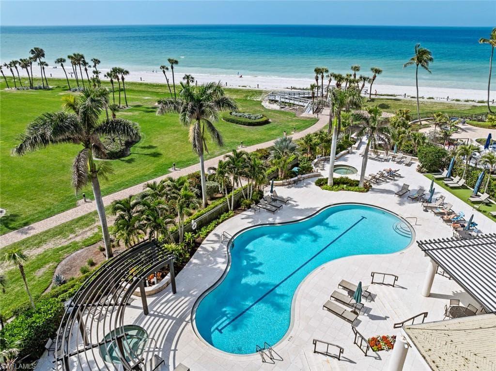 4251 Gulf Shore BLVD N # 10B, NAPLES FL 34103-30
