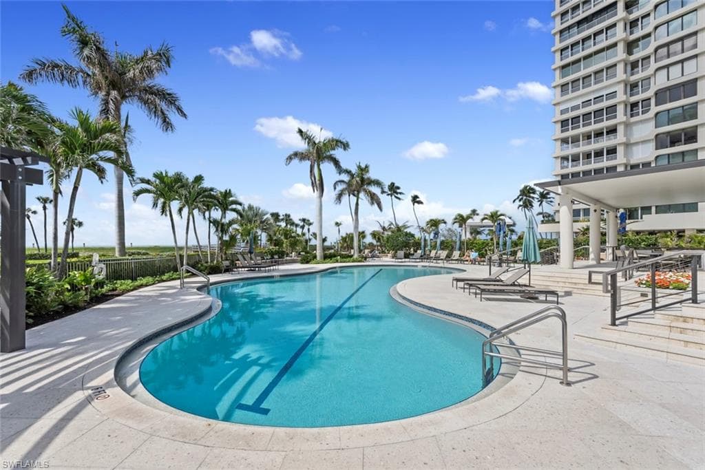 4251 Gulf Shore BLVD N # 10B, NAPLES FL 34103-28