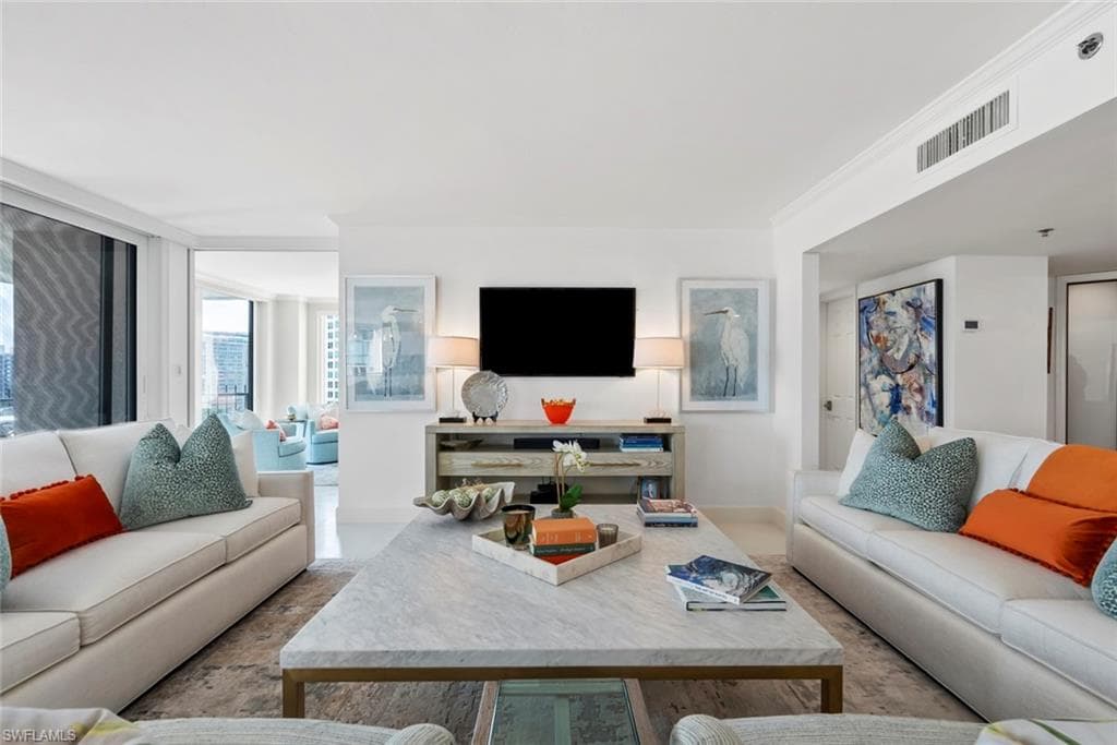 4251 Gulf Shore BLVD N # 10B, NAPLES FL 34103-3