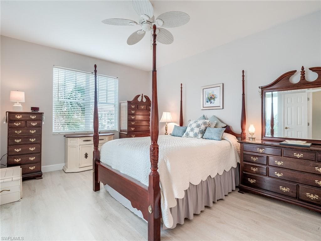 20011 Sanibel View CIR 203-11